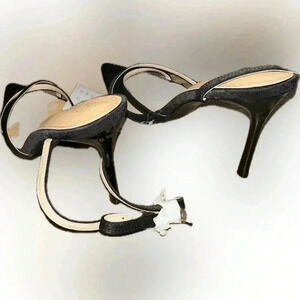 Elegant Black Velvet High-Heeled Sandals**